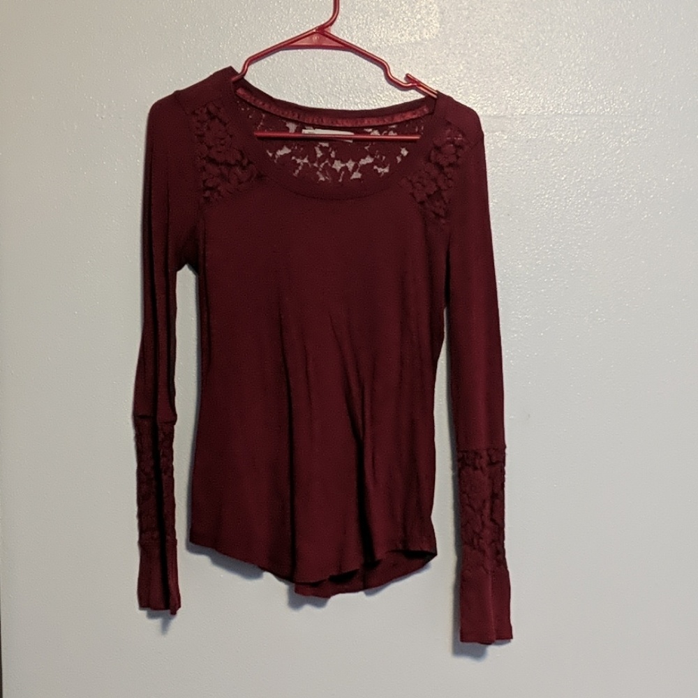 🍀2 for $30🍀 burgundy long sleeve S